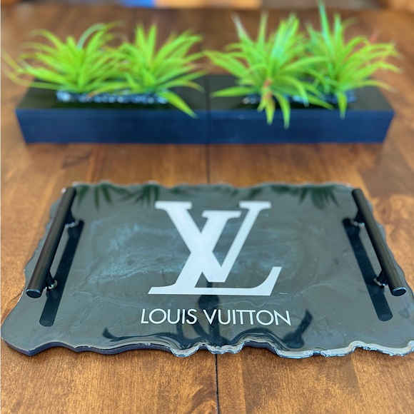 Serving Tray 🖤✨ - Picture 3 of 13